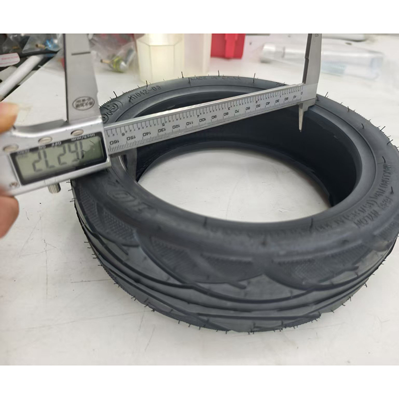 Ban Tubeless Asli untuk Skuter - Scooter Tire ulasan dan harga